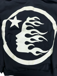 HELLSTAR CLASSIC HOODIE (OVERSEAS EXCLUSIVE 2023) - Court Side Gear & More