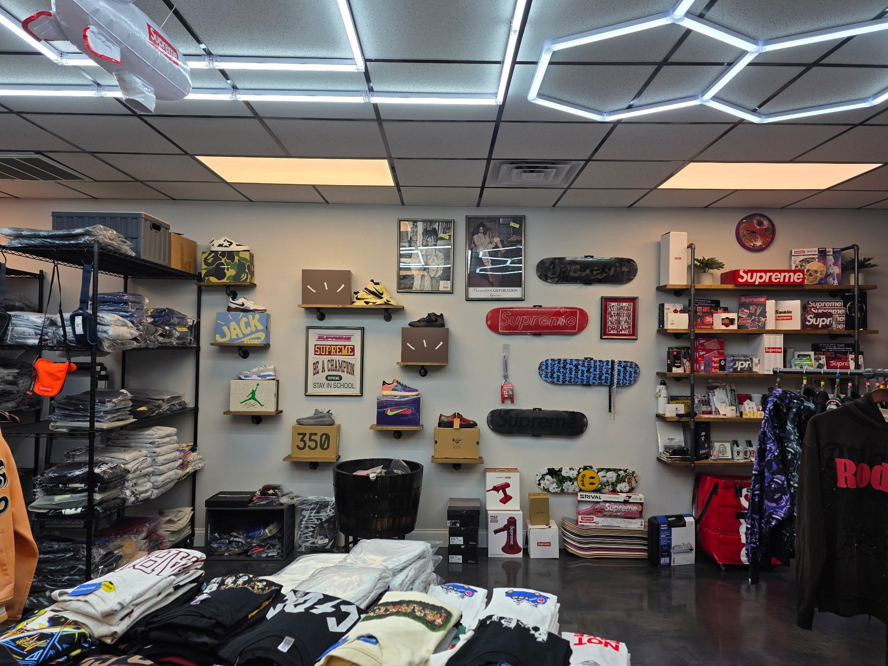 Explore the latest streetwear